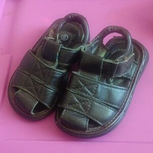 Leather sandals